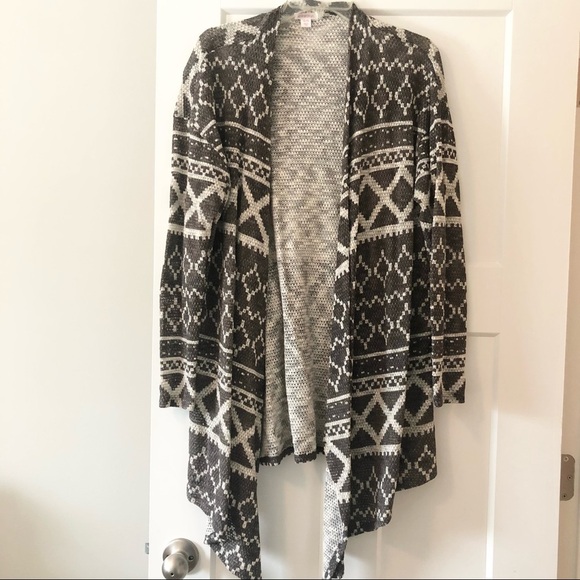 Xhilaration Sweaters - Grey patterned open cardigan sweater